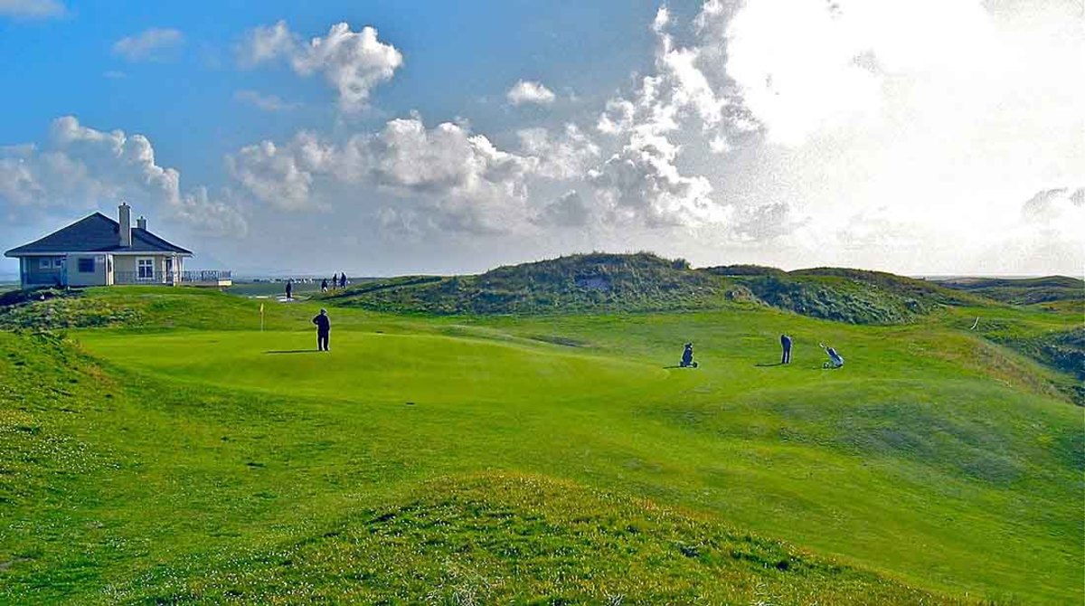 The 18th green at Carne's Hackett Course.